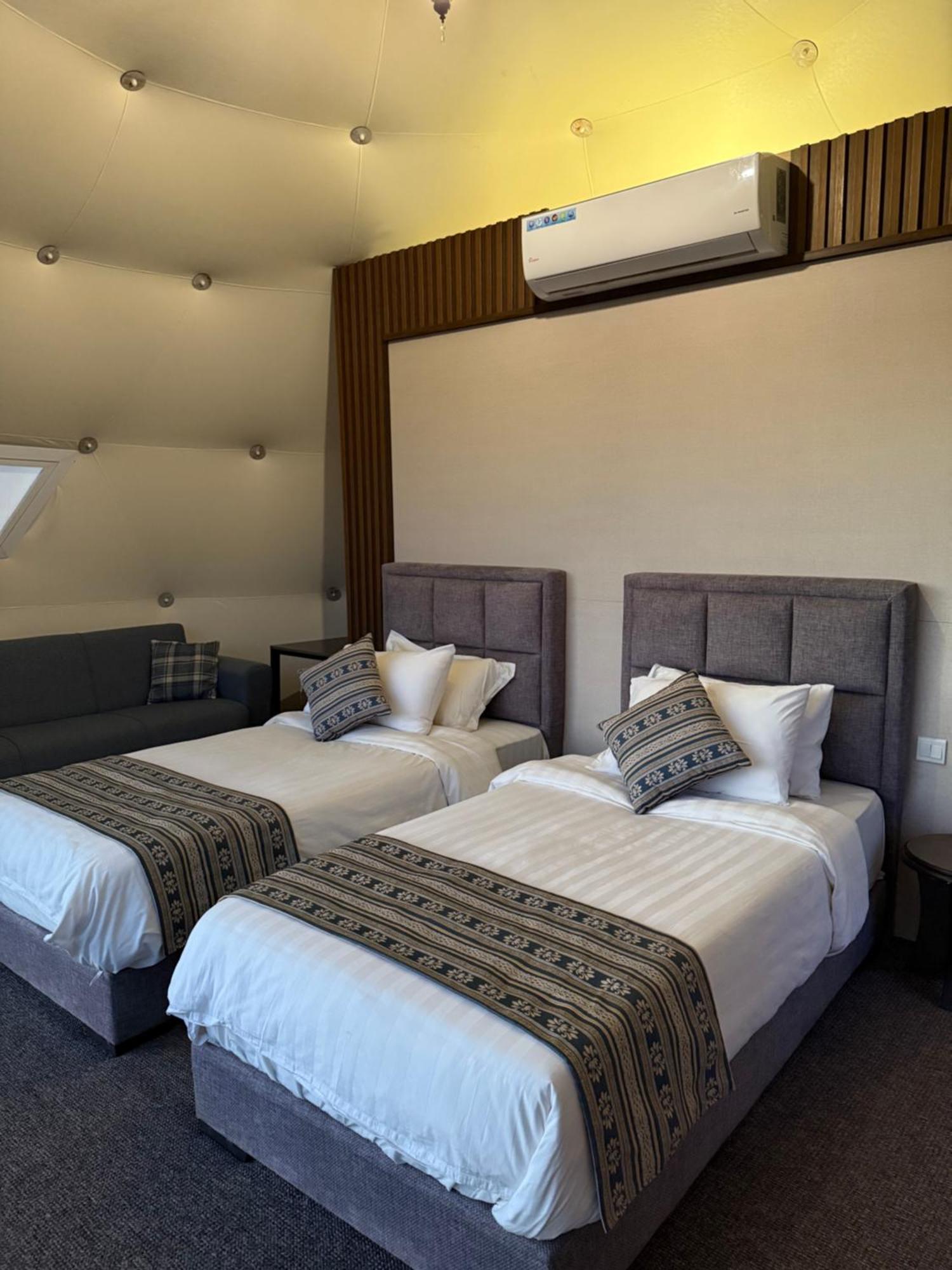 Wadi Rum Bedouin Camp Ngoại thất bức ảnh
