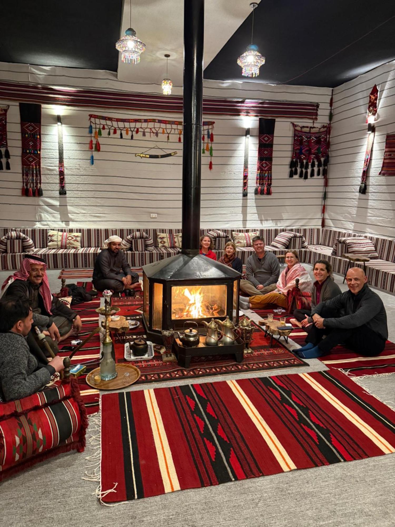 Wadi Rum Bedouin Camp Ngoại thất bức ảnh